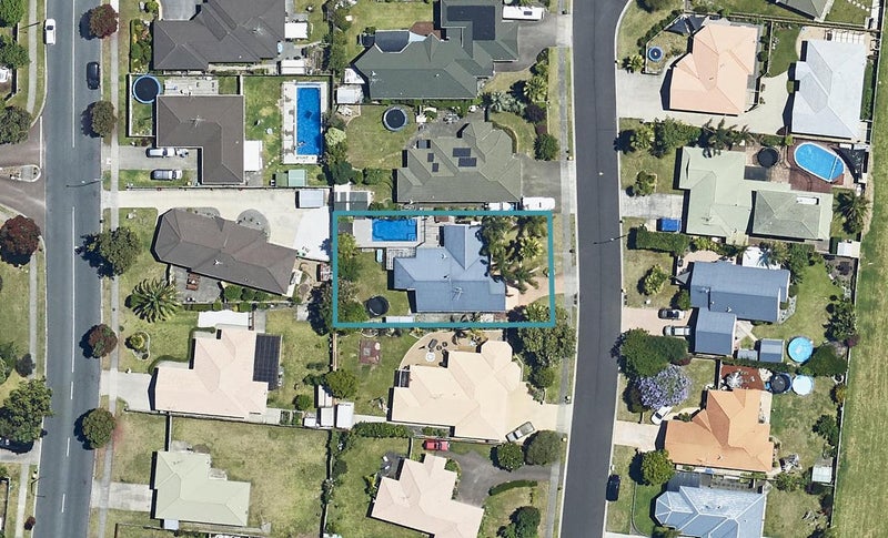 19 Ocean Crest, Papamoa Beach, Papamoa - Carousel 1