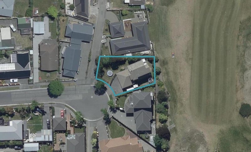 11 Florance Place, Parklands, Christchurch - Carousel 1