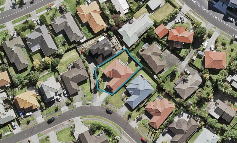 16 Black Teal Close, Unsworth Heights, Auckland - Carousel 1