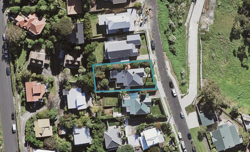 23 Huka Road, Birkenhead, Auckland - Carousel 1