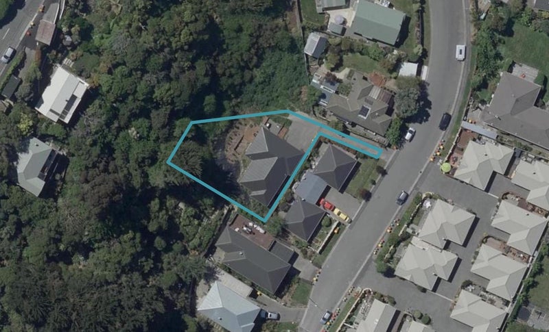 30 Aratoro Place, Mount Pleasant, Christchurch - Carousel 1