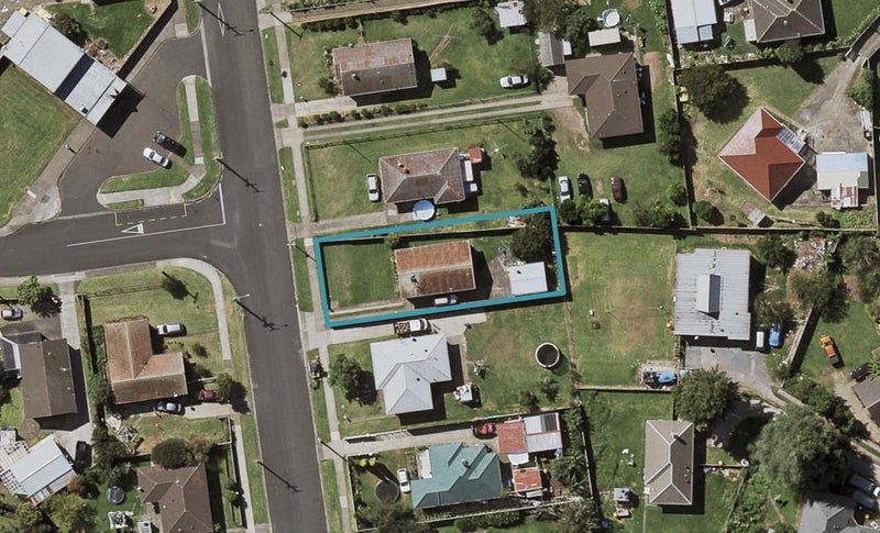 38 Alexander Crescent, Otara, Auckland - Carousel 1
