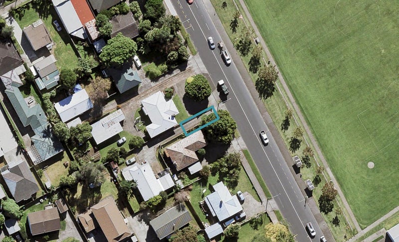 4/216 Rosebank Road, Avondale, Auckland - Carousel 1