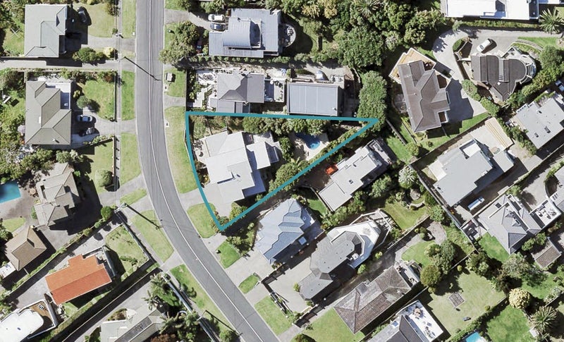 55 Gulf View Road, Murrays Bay, Auckland - Carousel 1