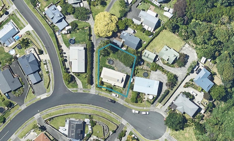 19 Bellfield Place, Bethlehem, Tauranga - Carousel 1