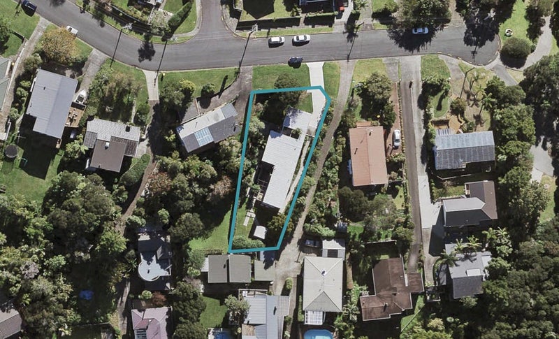 45 Tui Glen Road, Birkenhead, Auckland - Carousel 1