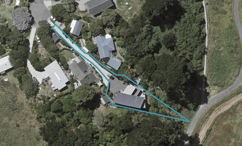 15A Whareroa Road, Raumati South, Paraparaumu - Carousel 1