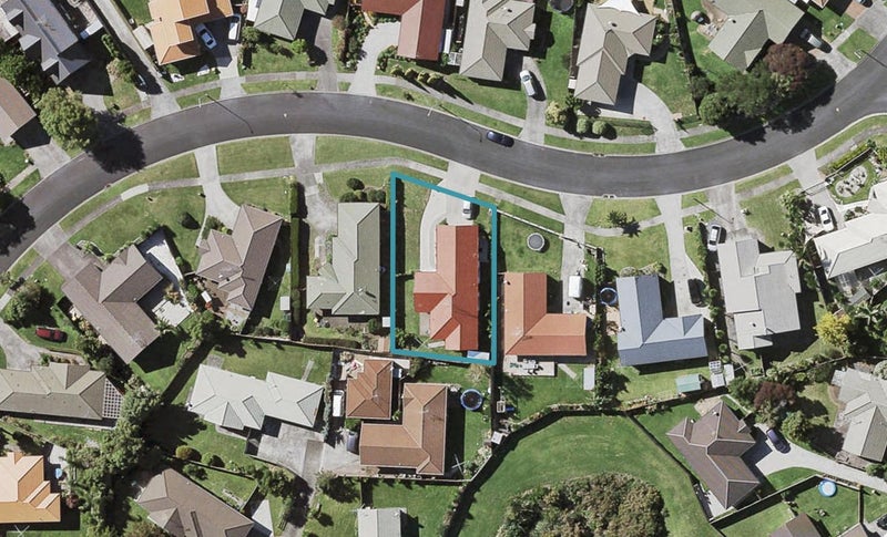 16 Davington Way, Burswood, Auckland - Carousel 1