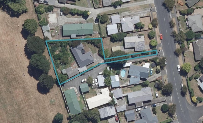 49 Morris Road, Hillcrest, Hamilton - Carousel 1