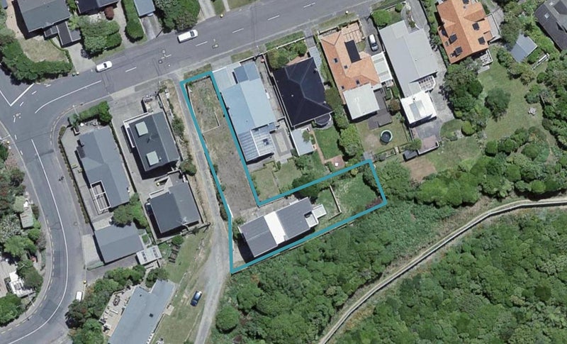 133B Messines Road, Karori, Wellington - Carousel 1