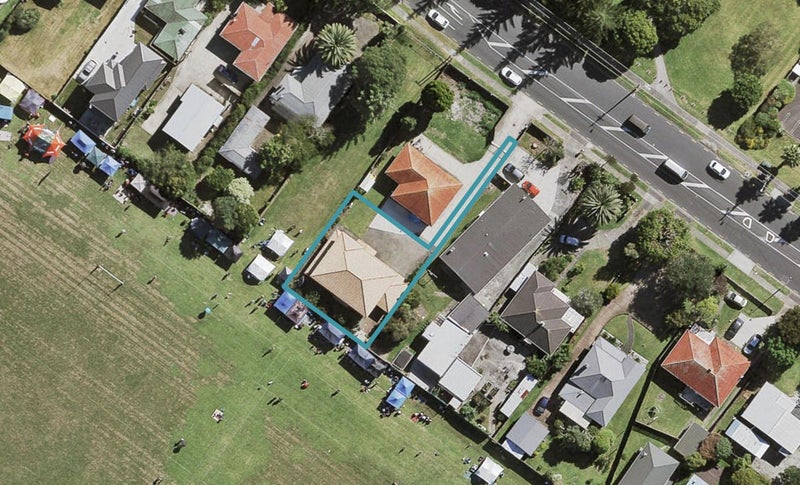 84A Swanson Road, Henderson, Auckland - Carousel 1