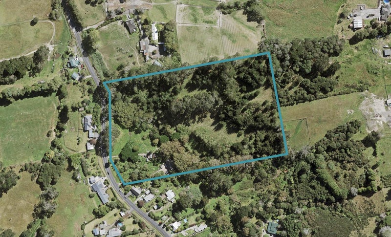 90 Candia Road, Henderson Valley, Auckland - Carousel 1