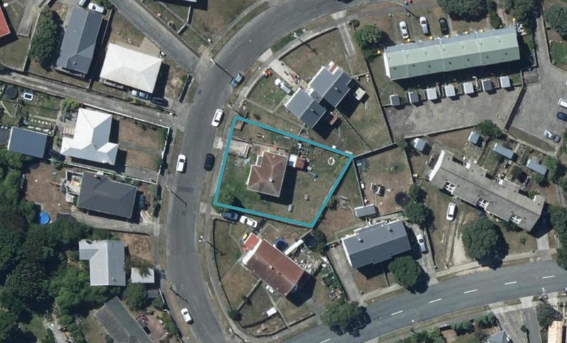 87 Owhiti Street, Titahi Bay, Porirua - Carousel 1
