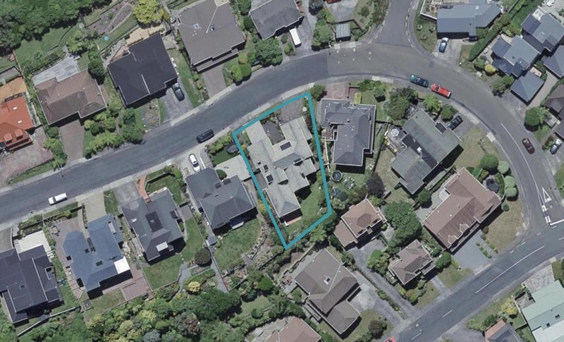 7 Satara Crescent, Khandallah, Wellington - Carousel 1