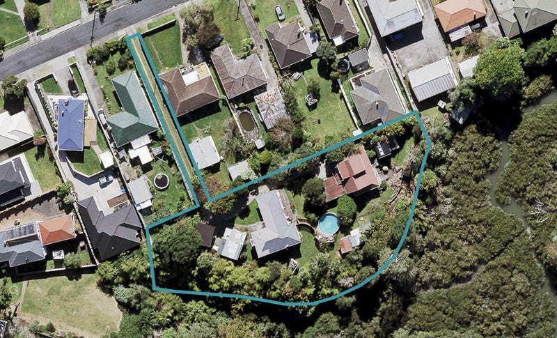 5 Kuaka Place, New Lynn, Auckland - Carousel 1