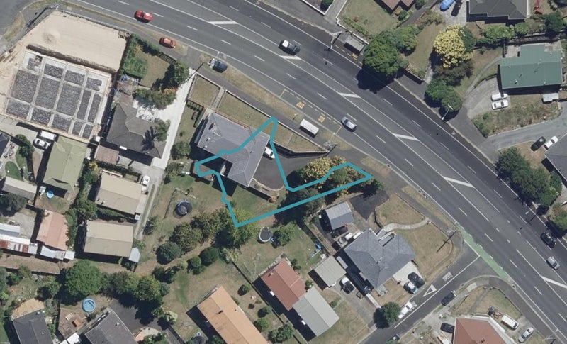2/201 Te Rapa Road, Beerescourt, Hamilton - Carousel 1