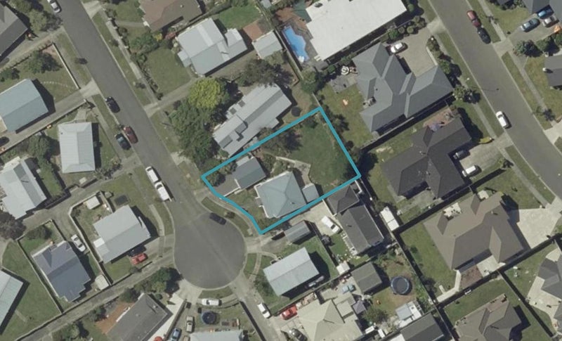 9 Perrin Place, Kelvin Grove, Palmerston North - Carousel 1