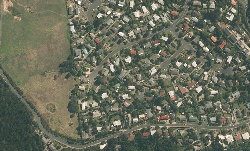 40A Sun Valley, Hatfields Beach, Orewa - Carousel 1