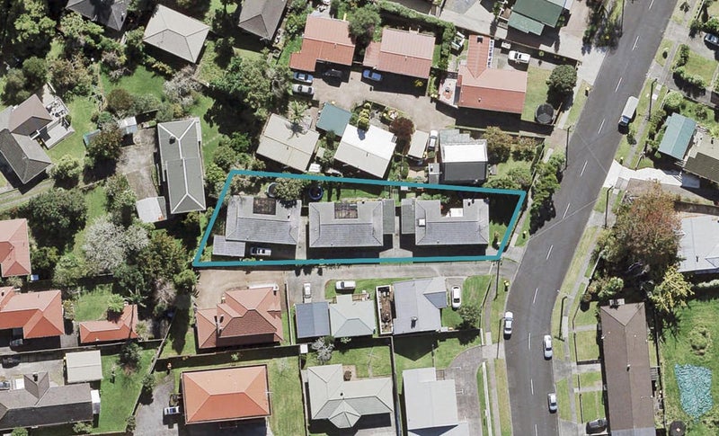 1/4 Wattle Street, New Lynn, Auckland - Carousel 1