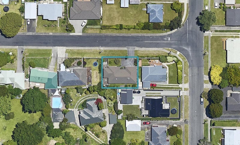 2 Tui Street, Te Puke, Te Puke - Carousel 1