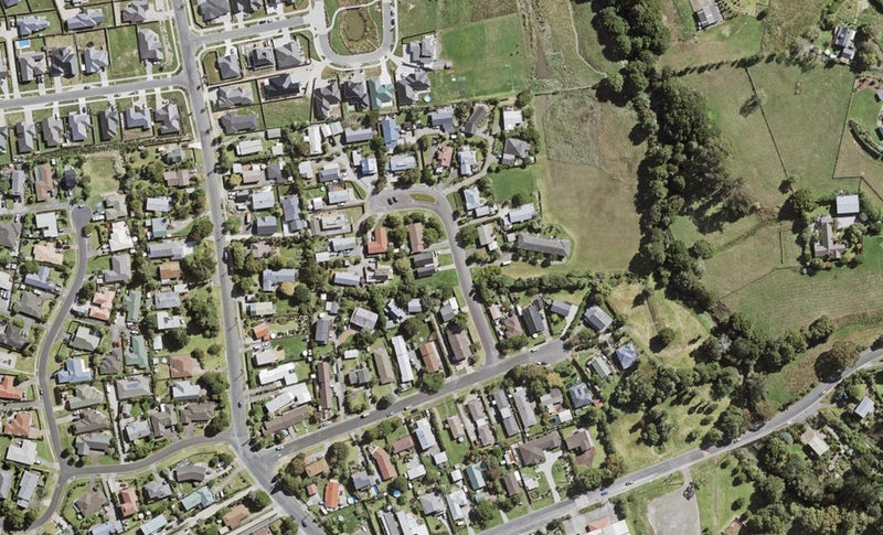 3 Rheingold Place, Huapai, Kumeu - Carousel 1