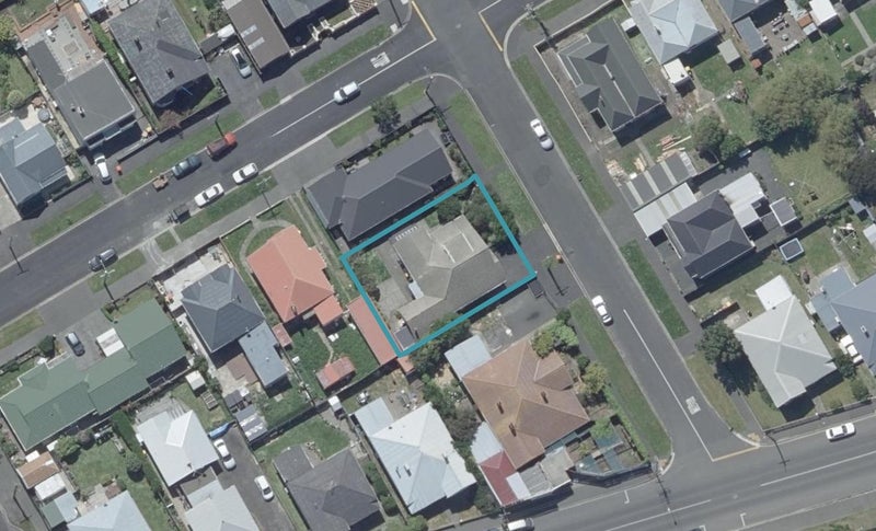 54 Mills Street, Saint Kilda, Dunedin - Carousel 1