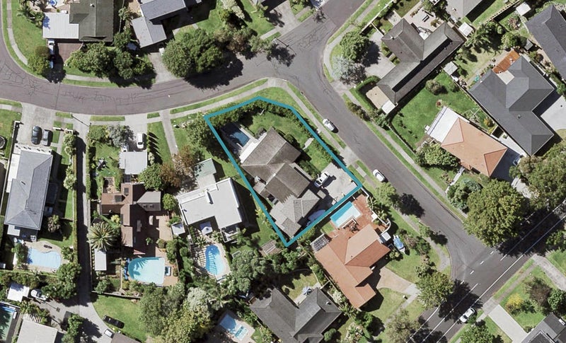 4 Sanctuary Point, Sunnyhills, Auckland - Carousel 1