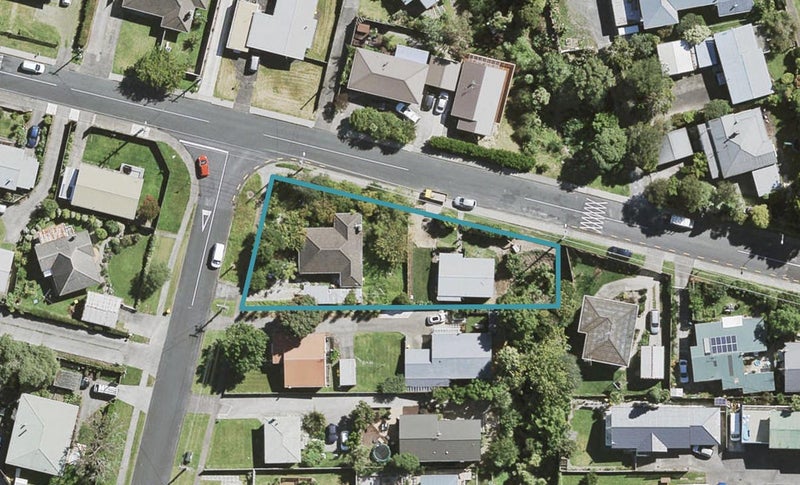 4 Woodvale Road, Glen Eden, Auckland - Carousel 1
