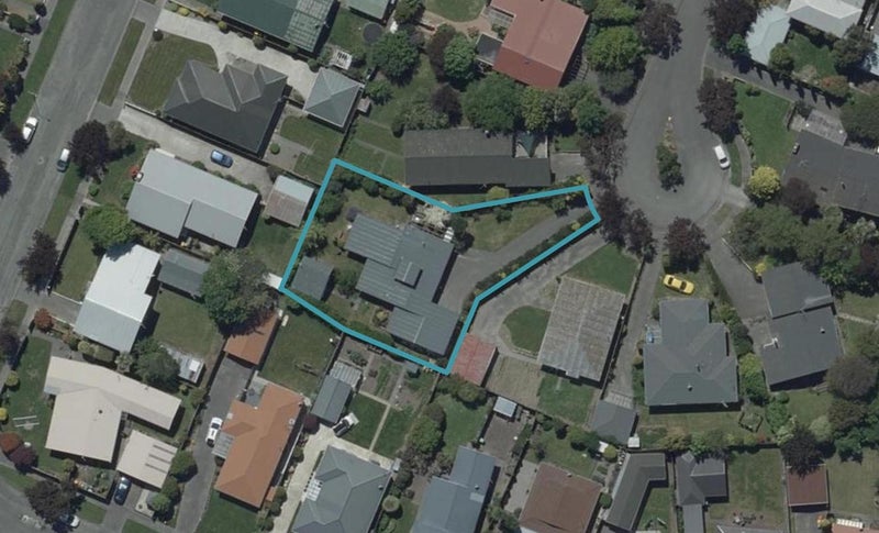 8 Storry Place, Avonhead, Christchurch - Carousel 1