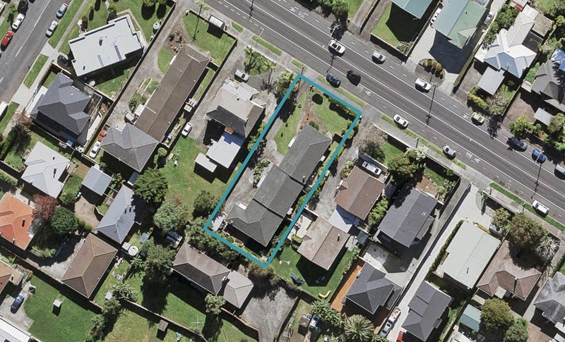 2/207 Mount Albert Road, Sandringham, Auckland - Carousel 1