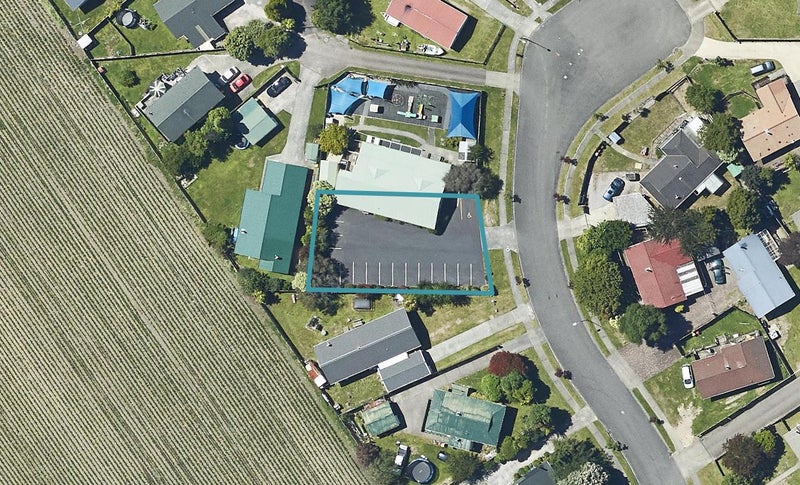 10 Bronte Place, Owhata, Rotorua - Carousel 1