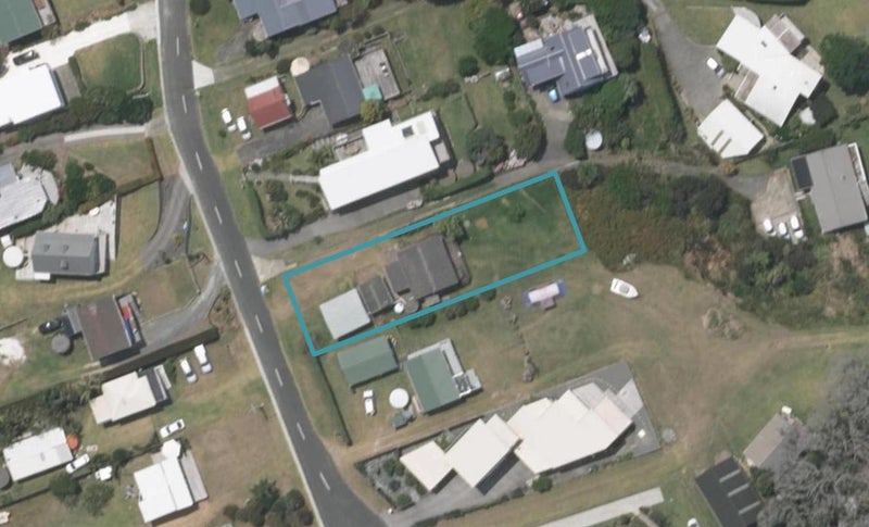 57 Eveline Street, Mangawhai Heads, Mangawhai - Carousel 1