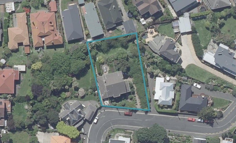 18 Cliffs Road, Saint Clair, Dunedin - Carousel 1