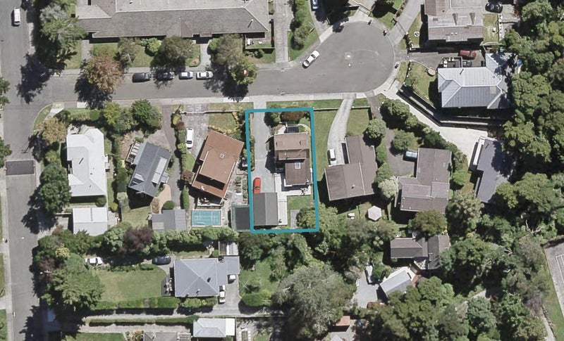 8 Johnswood Grove, Clouston Park, Upper Hutt - Carousel 1