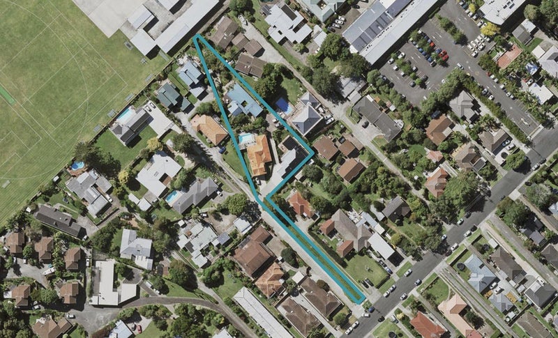 2/33 Karaka Street, Takapuna, Auckland - Carousel 1