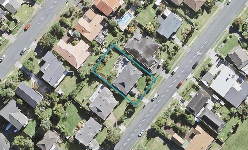 137 Stapleford Crescent, Browns Bay, Auckland - Carousel 1
