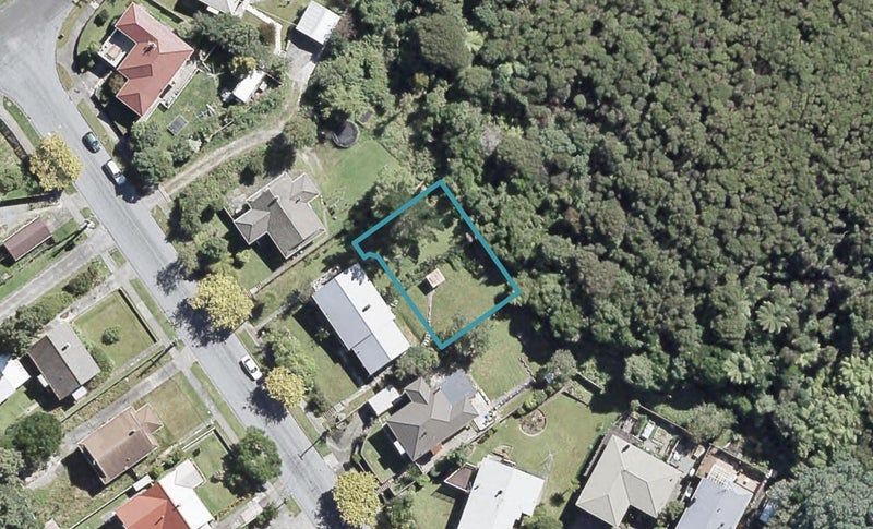 5A Swainson Street, Naenae, Lower Hutt - Carousel 1