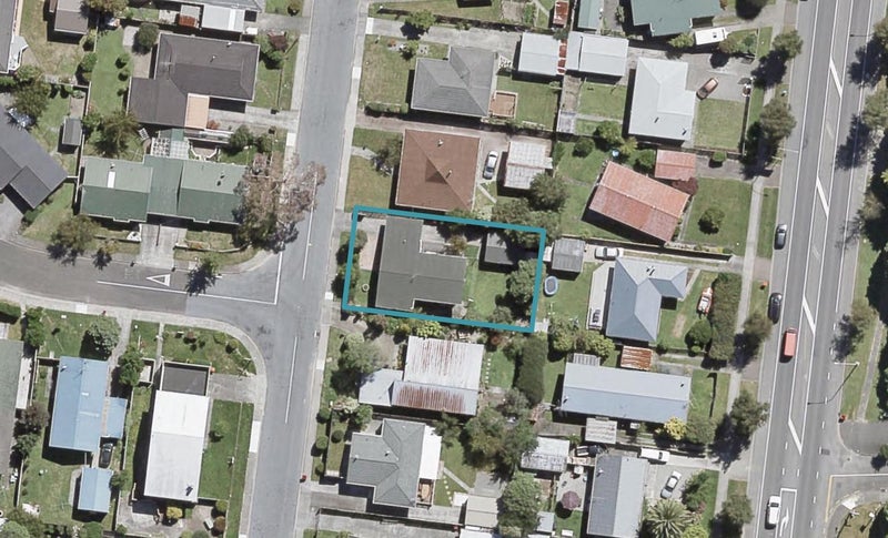 14 Shanly Street, Brown Owl, Upper Hutt - Carousel 1
