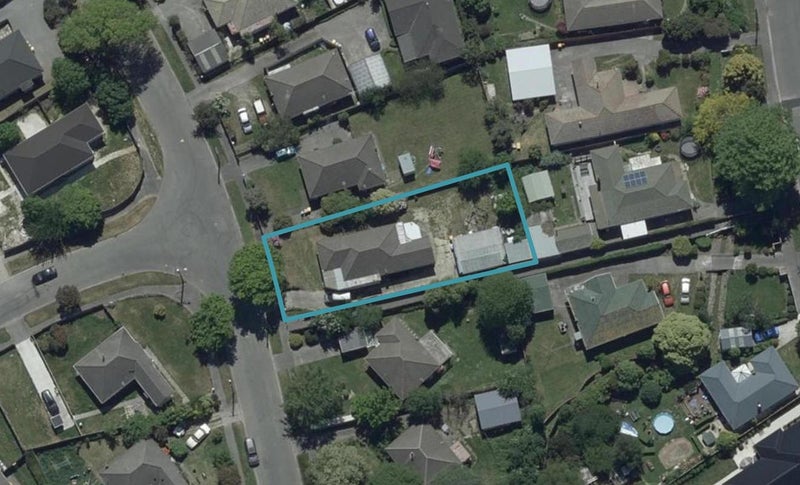 42 Hollyford Avenue, Bryndwr, Christchurch - Carousel 1