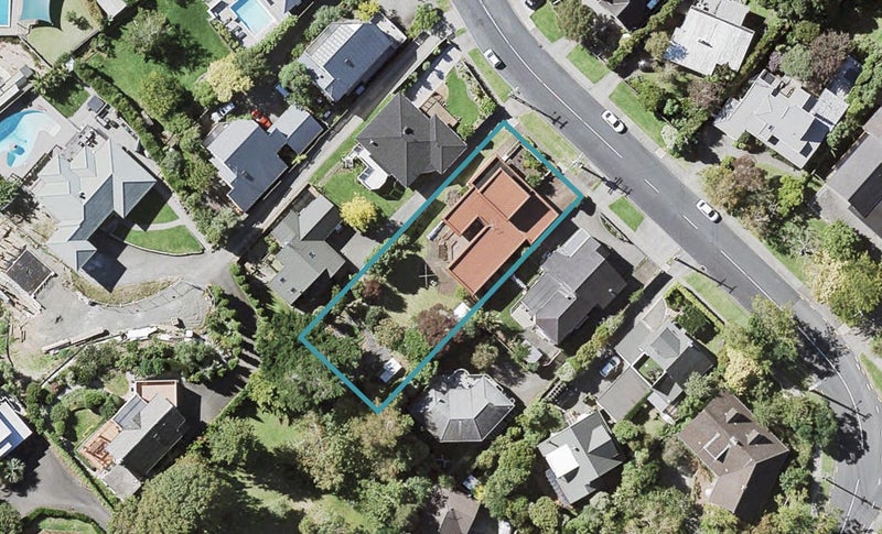 126 Mellons Bay Road, Mellons Bay, Auckland - Carousel 1
