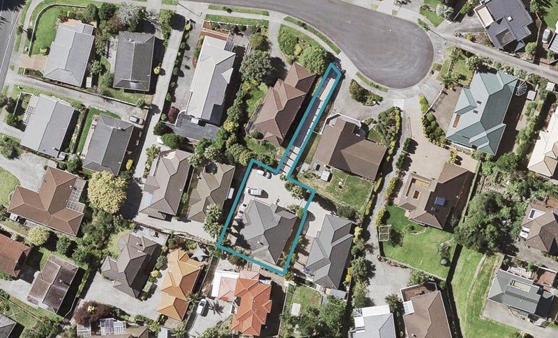 9 Anure Place, Highland Park, Auckland - Carousel 1