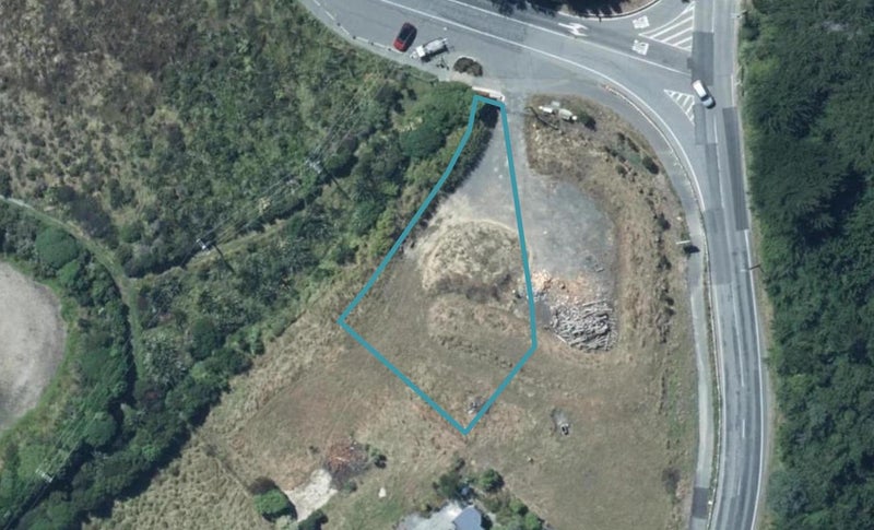 554 Grays Road, Pāuatahanui, Porirua - Carousel 1