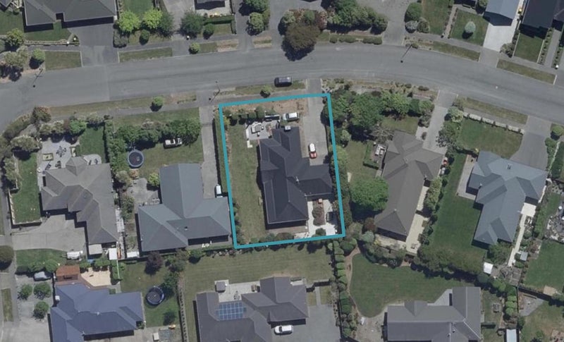 14 Hemingway Place, Spencerville, Christchurch - Carousel 1
