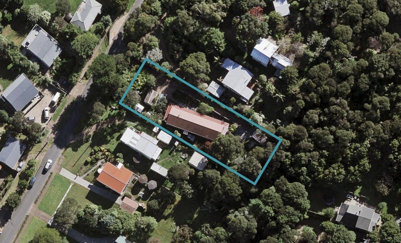 37A Whakarite Road, Ostend, Waiheke Island - Carousel 1