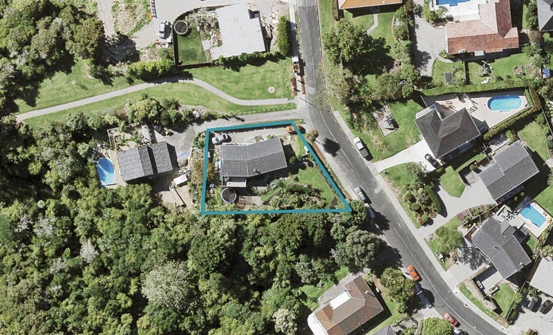 69 Evelyn Road, Cockle Bay, Auckland - Carousel 1