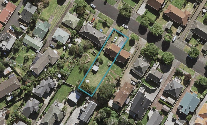16 Moata Road, One Tree Hill, Auckland - Carousel 1