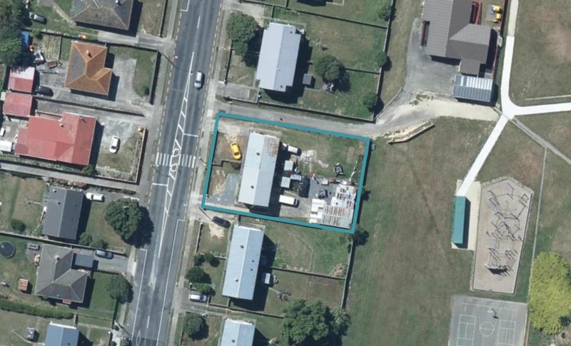 160 Warspite Avenue, Waitangirua, Porirua - Carousel 1