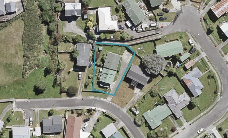 50B Blueberry Grove, Timberlea, Upper Hutt - Carousel 1