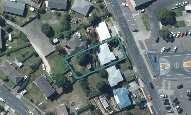 229 Bedford Street, Cannons Creek, Porirua - Carousel 1