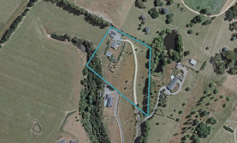 24C Nikau Heights, Lansdowne, Masterton - Carousel 1